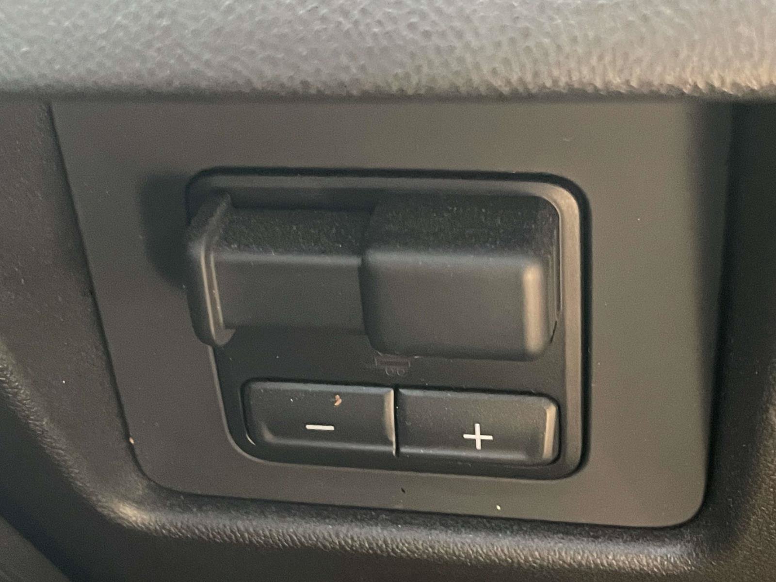 Certified 2024 GMC Canyon Denali AWD/4WD image 28