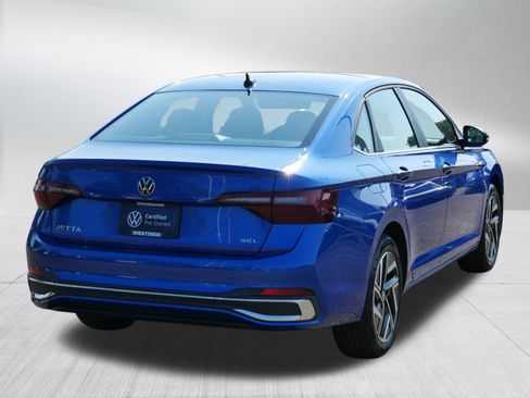 Certified 2023 Volkswagen Jetta SEL FWD image 3