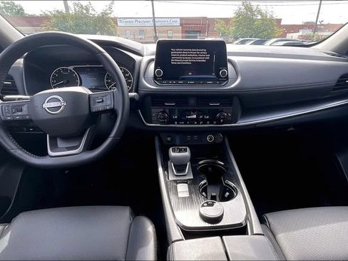 Used 2026 Nissan Rogue SV w/ SV Premium Package AWD/4WD image 15