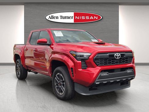 Used 2024 Toyota Tacoma TRD Sport RWD image 1