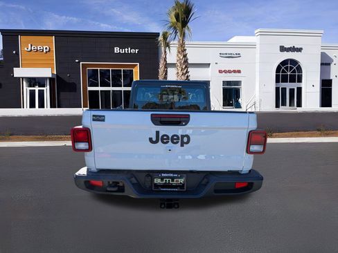 New 2026 Jeep Gladiator Sport image 5