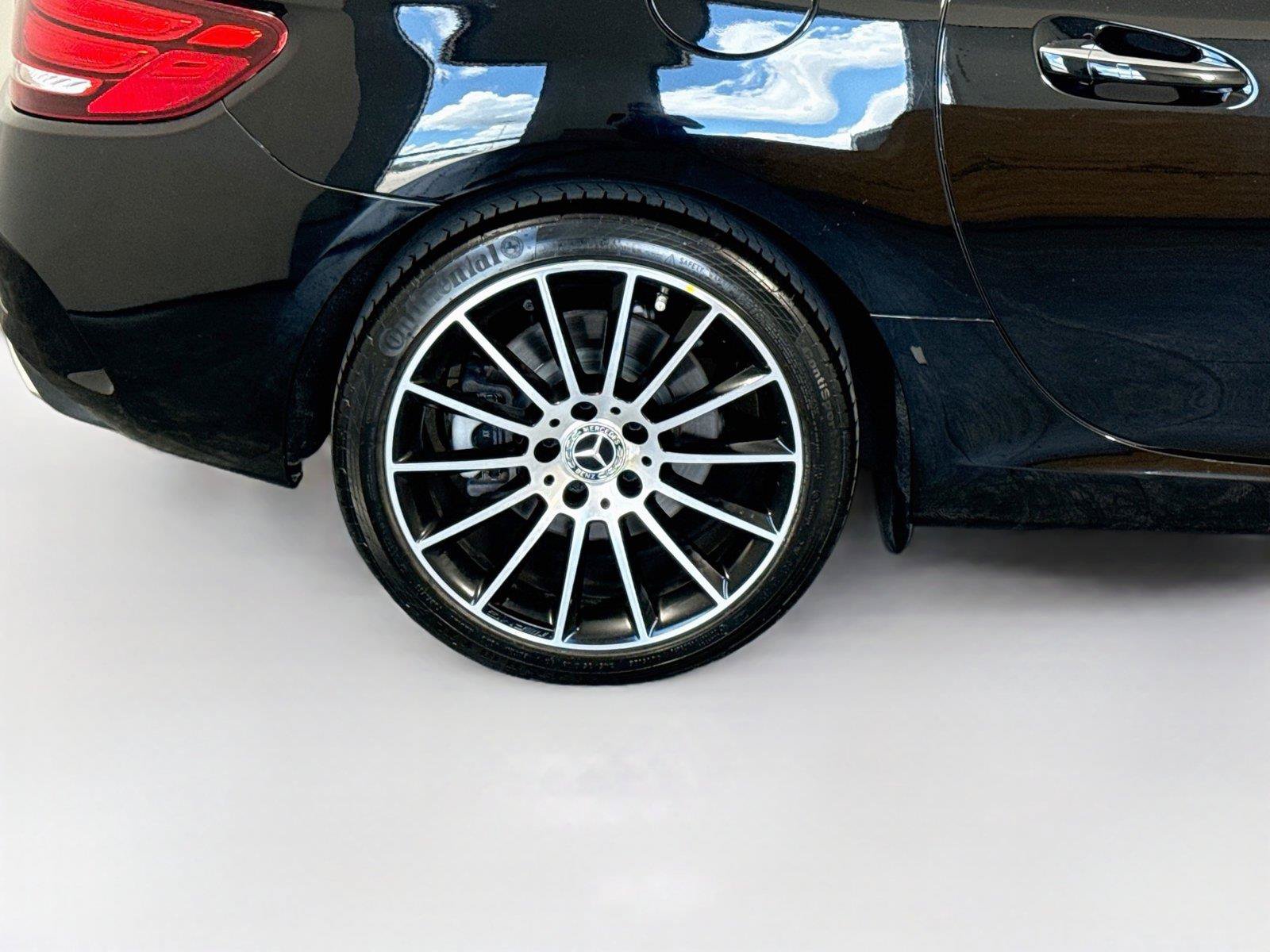 Used 2019 Mercedes-Benz SLC 300 image 31