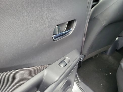 Certified 2020 Nissan Kicks SV image 13