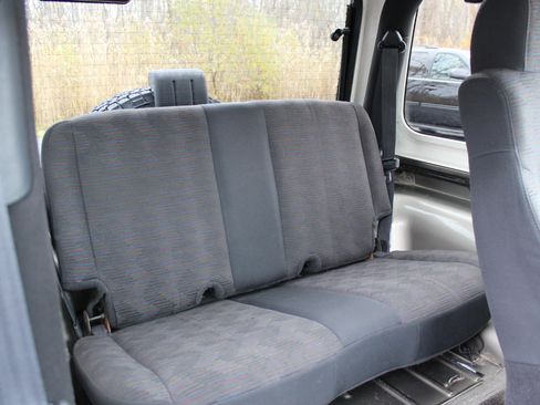 Used 2004 Jeep Wrangler SE w/ Ecco Tire & Wheel Group image 28