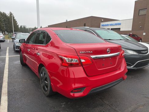 Used 2017 Nissan Sentra SV image 2