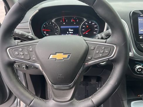 Used 2024 Chevrolet Equinox Premier FWD image 18
