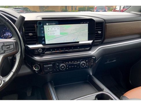 Used 2025 Chevrolet Silverado 3500 High Country w/ Technology Package image 6