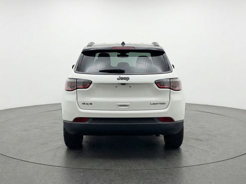 Used 2025 Jeep Compass Trailhawk AWD/4WD image 7