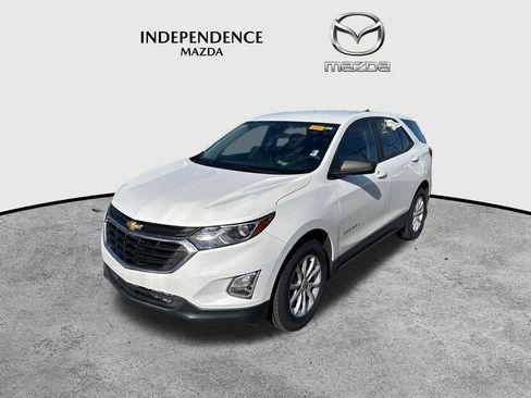 Used 2021 Chevrolet Equinox LS w/ LS Convenience Package image 7