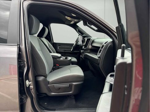 Used 2023 RAM 3500 Big Horn image 17