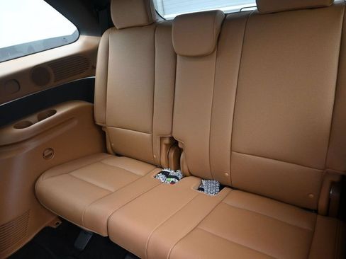 Used 2026 Hyundai Palisade Calligraphy FWD image 16