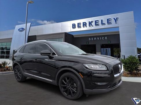 Used 2023 Lincoln Nautilus Reserve w/ Monochromatic Package FWD image 1