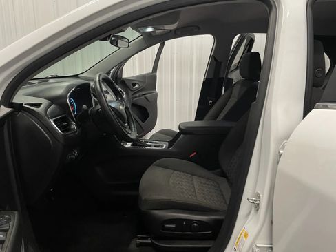 Used 2023 Chevrolet Equinox LT AWD/4WD image 31