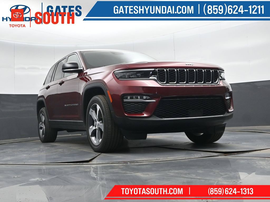 Used 2023 Jeep Grand Cherokee Limited AWD/4WD image 37