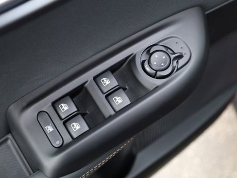 New 2025 Alfa Romeo Tonale w/ Premium Package image 13