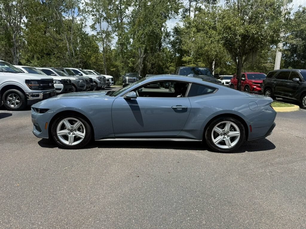 Used 2026 Ford Mustang Premium RWD image 2