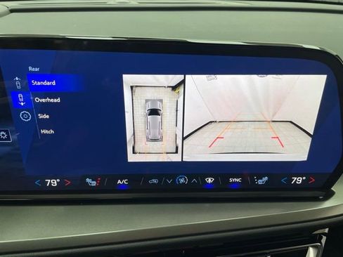 New 2026 Chevrolet Traverse LT image 5