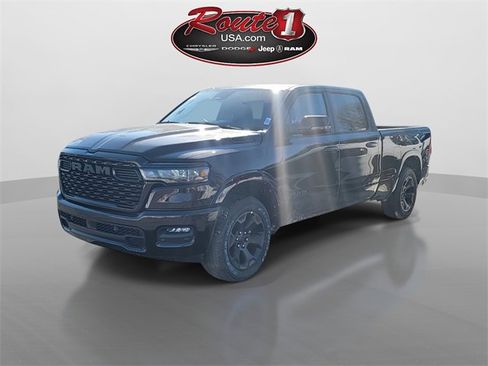 New 2026 RAM 1500 4x4 Crew Cab image 5