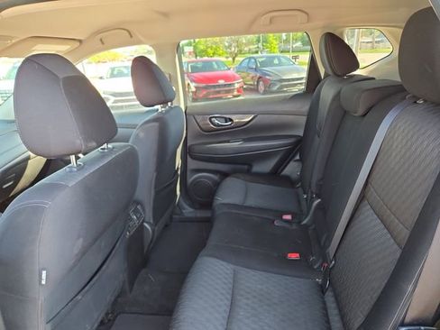 Used 2019 Nissan Rogue SV AWD/4WD image 26