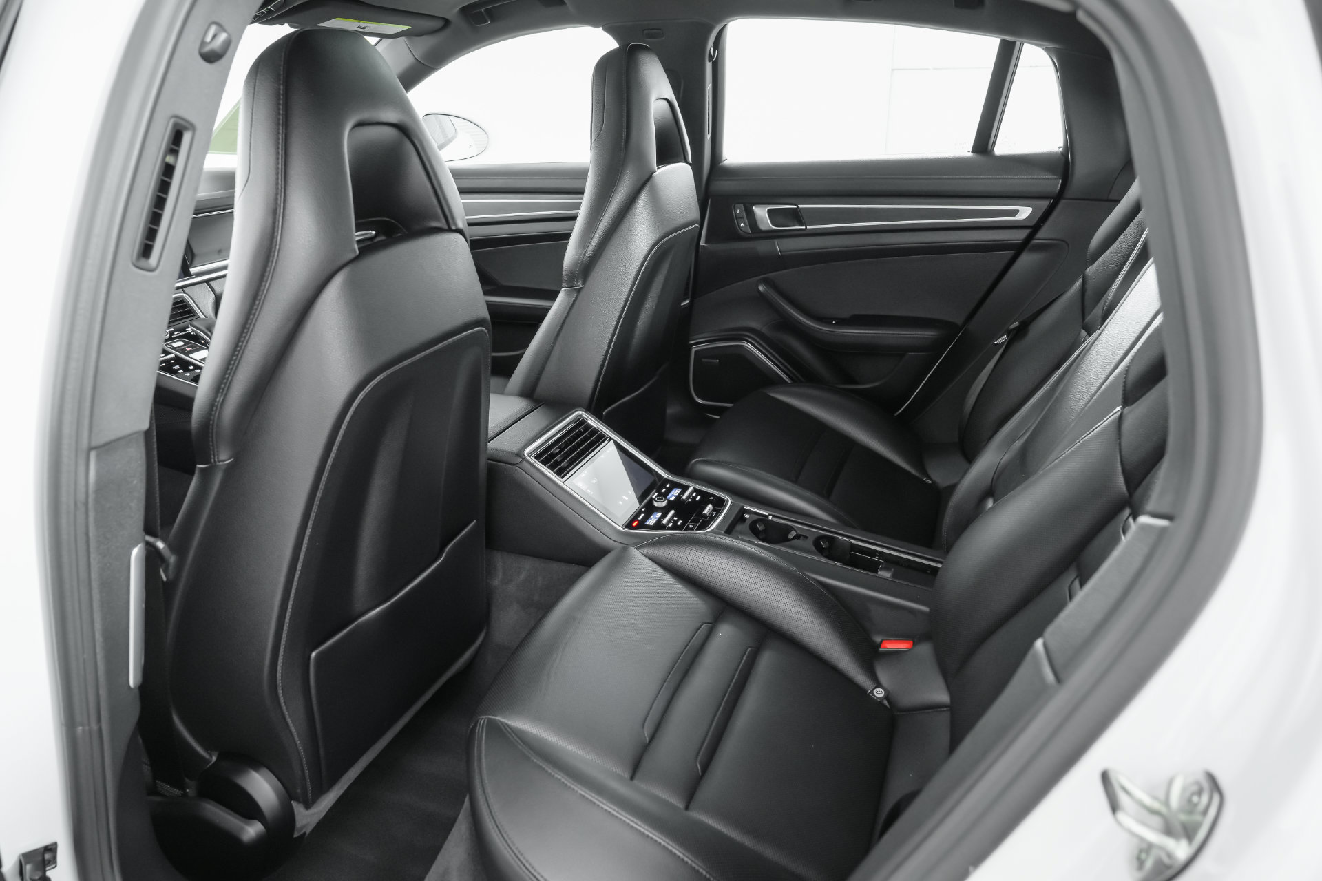 Used 2023 Porsche Panamera Platinum Edition RWD image 22