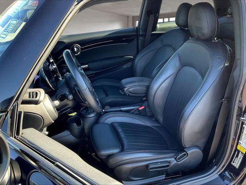 Used 2023 MINI Cooper S image 21