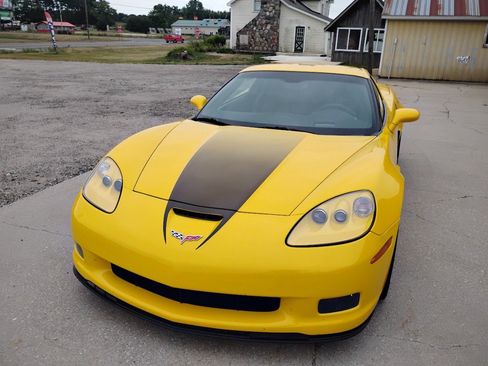 Used 2007 Chevrolet Corvette Z06 w/ Preferred Equipment Group RWD image 4