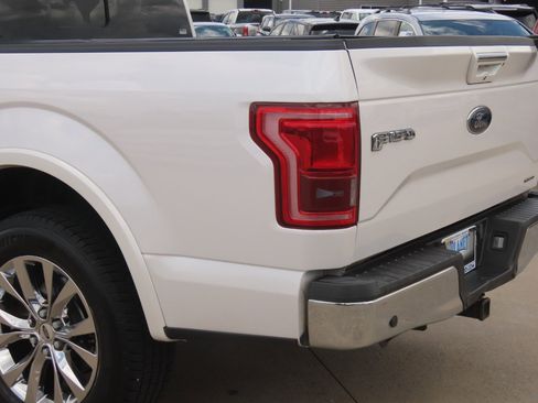 Used 2016 Ford F150 Lariat w/ Equipment Group 502A Luxury RWD image 15