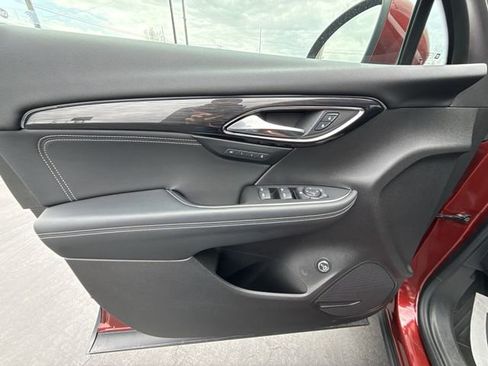 Certified 2023 Buick Envision Essence FWD image 21