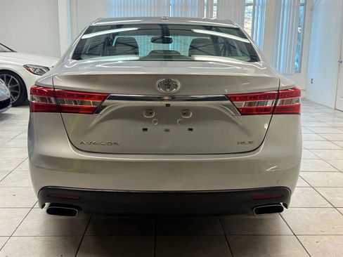 Used 2013 Toyota Avalon XLE Touring FWD image 8