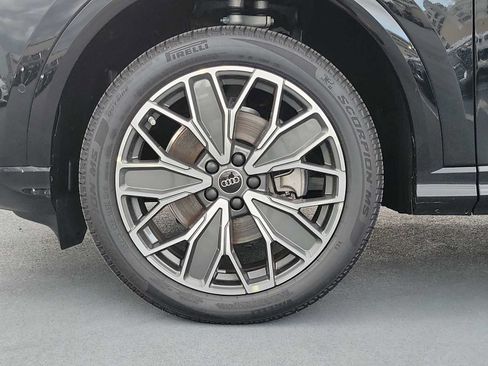 Certified 2025 Audi Q5 Premium Plus w/ Premium Plus AWD/4WD image 12