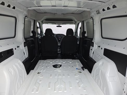 Used 2018 RAM ProMaster City Tradesman FWD image 9