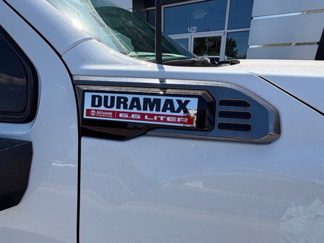 New 2026 GMC Sierra 2500 AT4 w/ AT4 Premium Plus Package AWD/4WD image 4