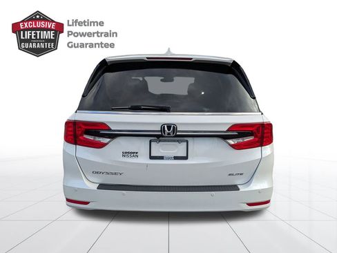 Used 2024 Honda Odyssey Elite image 4