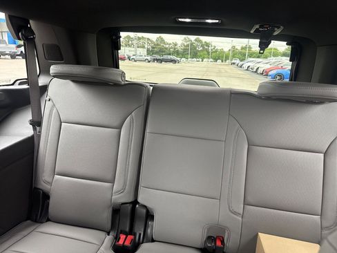 New 2026 GMC Yukon Elevation w/ Elevation Premium Package AWD/4WD image 14