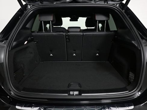 Certified 2025 Mercedes-Benz GLA 250 image 28