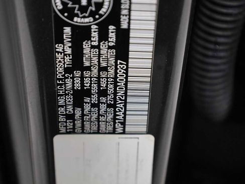 Used 2022 Porsche Cayenne image 51