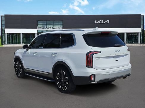 Certified 2023 Kia Telluride SX FWD image 3