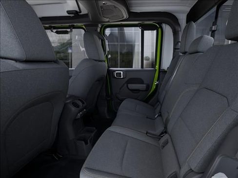 New 2025 Jeep Gladiator Sport image 23