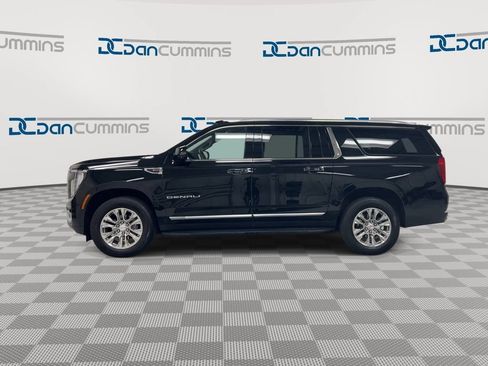 Used 2025 GMC Yukon XL Denali AWD/4WD image 5