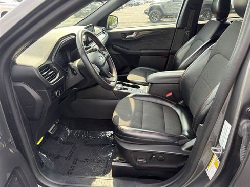 Used 2024 Ford Escape ST-Line FWD image 14