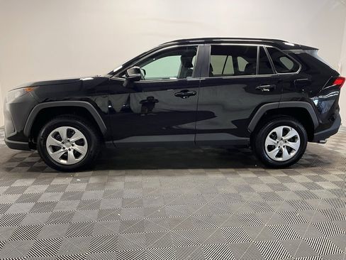 Used 2021 Toyota RAV4 LE image 23
