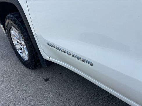 Used 2020 GMC Sierra 1500 SLE w/ Trailering Package image 10