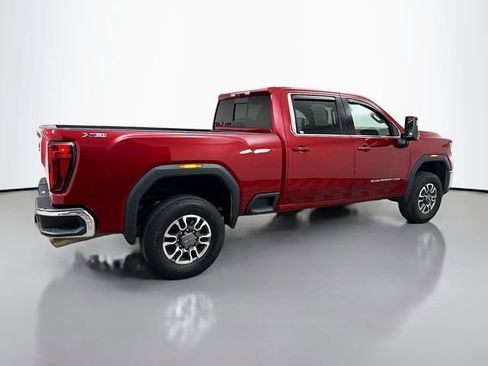 Used 2024 GMC Sierra 2500 SLE w/ SLE Value Package; image 8
