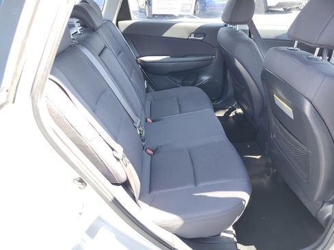 Used 2012 Hyundai Elantra GLS w/ Preferred Pkg image 15