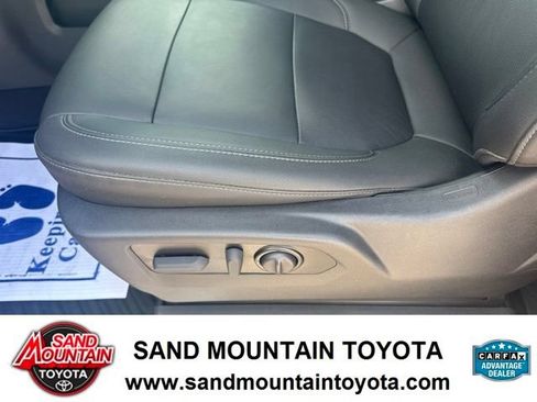 Used 2022 Chevrolet Silverado 1500 RST w/ Convenience Package II AWD/4WD image 16