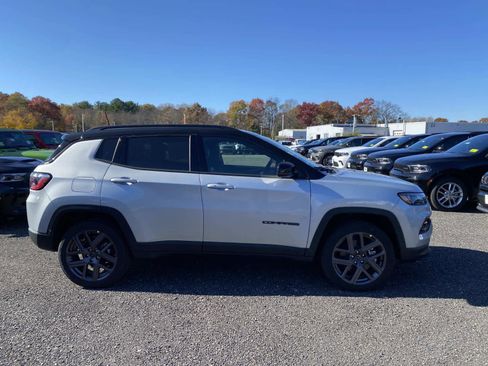 New 2026 Jeep Compass Limited image 2