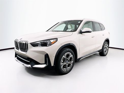 New 2026 BMW X1 xDrive28i w/ Convenience Package image 3