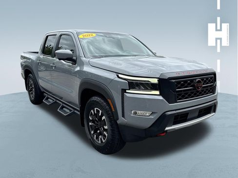 Used 2022 Nissan Frontier Pro-X RWD image 1