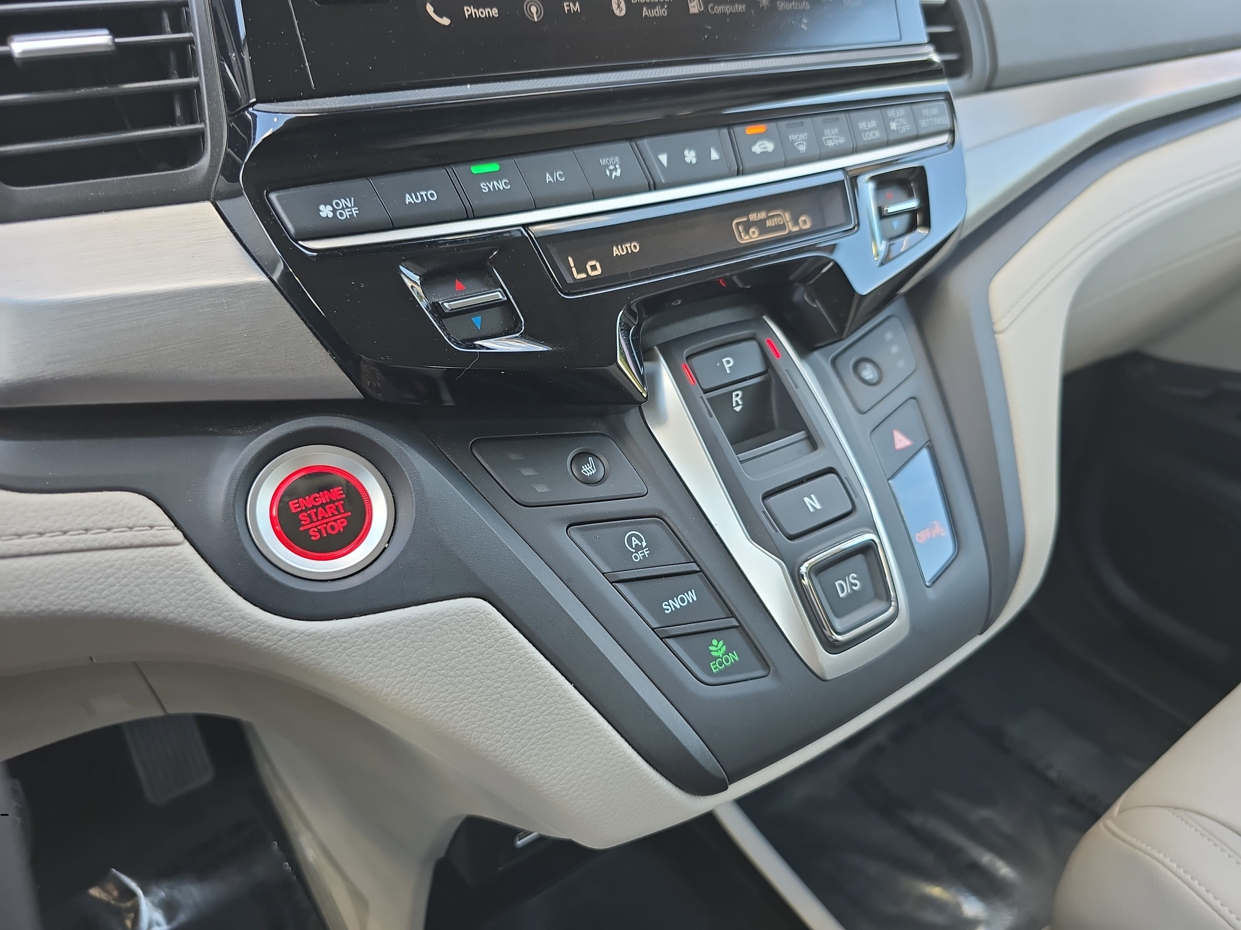Used 2025 Honda Odyssey EX-L image 24