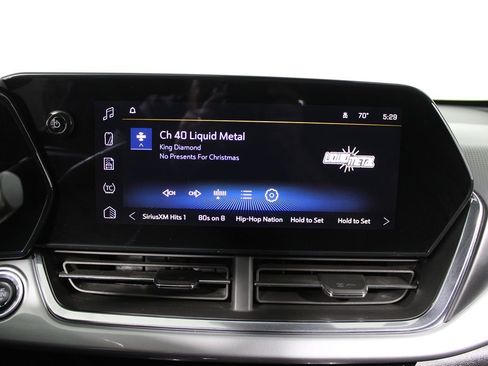 Used 2024 Chevrolet Trax LT image 15